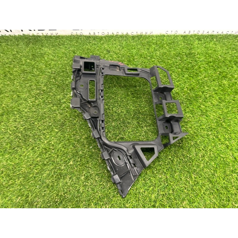 Крепление бампера (кузов и элементы) Volkswagen Touareg NF 2012 3.6 CGRA 7P6807375B