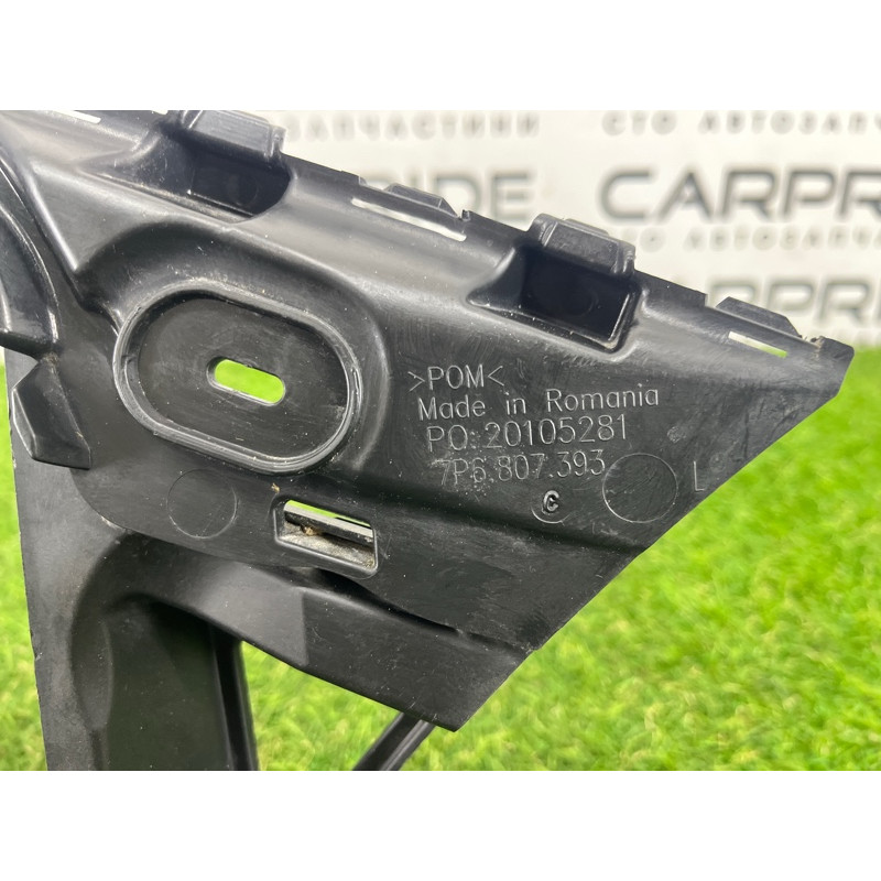 Крепление бампера (кузов и элементы) Volkswagen Touareg NF 2012 3.6 CGRA 7P6807375B