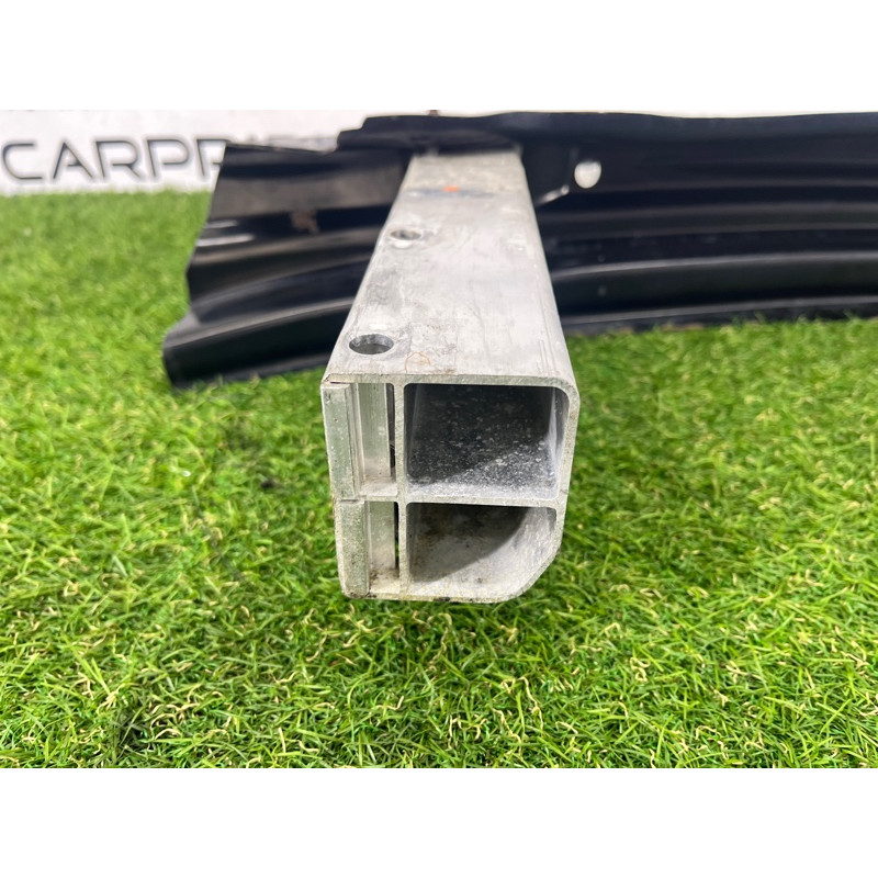 Усилитель бампера (наружные элементы кузова) AUDI A4 B8 2012 2.0 CAEB 8T0807313A