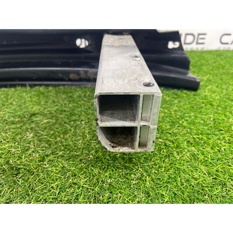 Усилитель бампера (наружные элементы кузова) AUDI A4 B8 2012 2.0 CAEB 8T0807313A