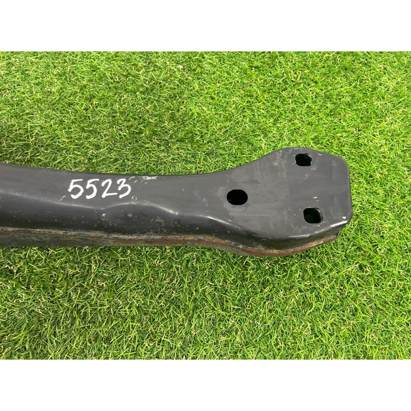 Кронштейн КПП (трансмиссия) Volkswagen Touareg NF 2012 3.6 CGRA 7P0399225B