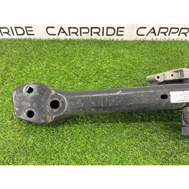 Кронштейн КПП (трансмиссия) Volkswagen Touareg NF 2012 3.6 CGRA 7P0399225B