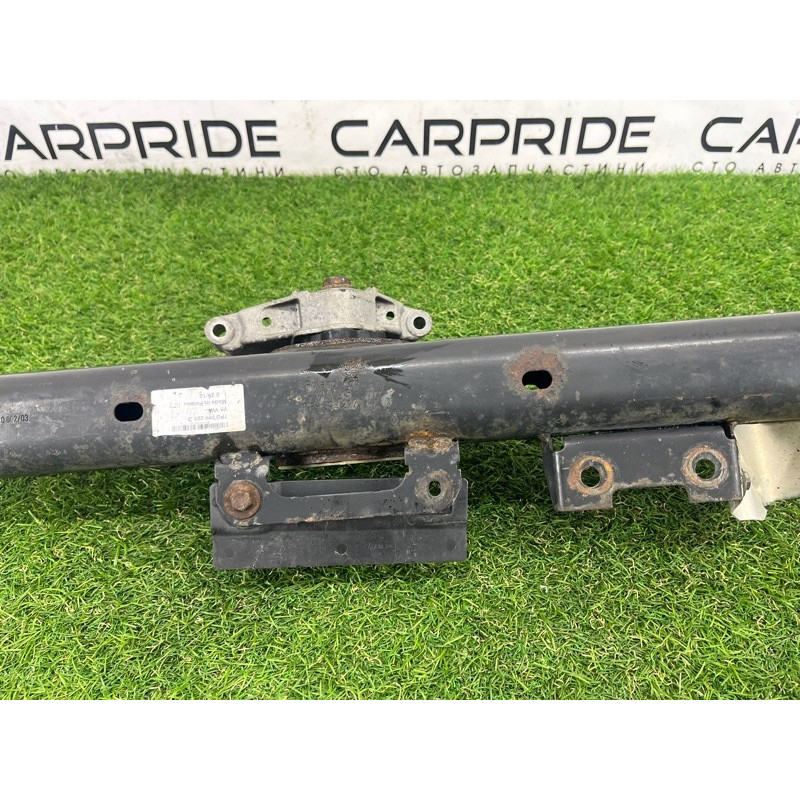 Кронштейн КПП (трансмиссия) Volkswagen Touareg NF 2012 3.6 CGRA 7P0399225B