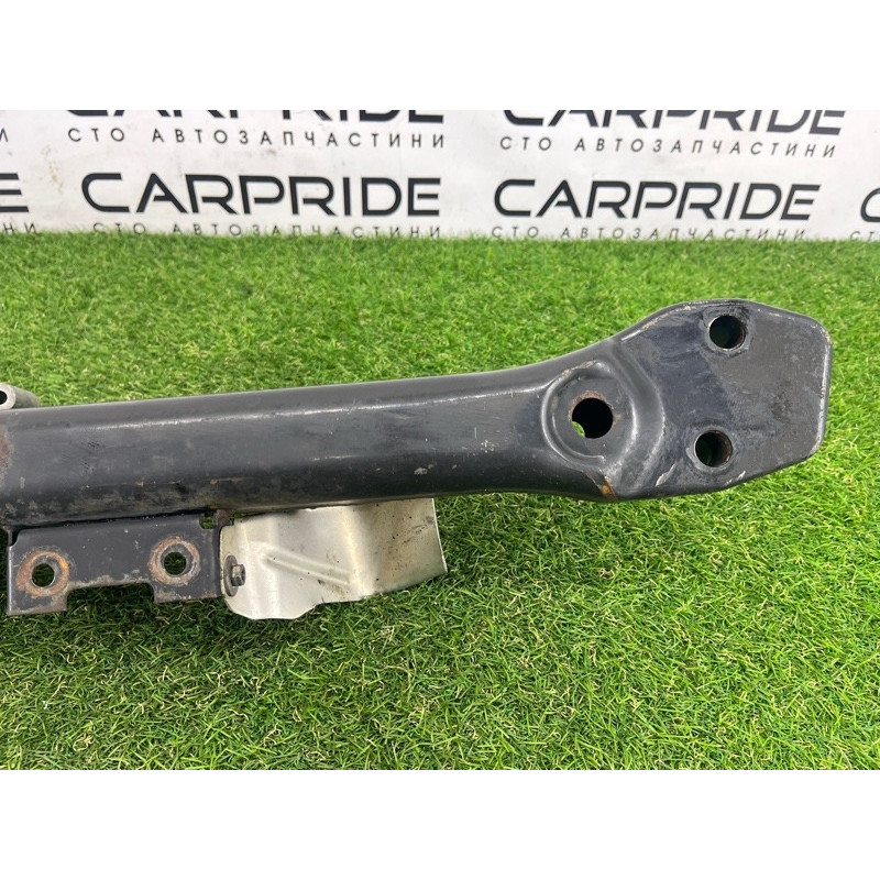 Кронштейн КПП (трансмиссия) Volkswagen Touareg NF 2012 3.6 CGRA 7P0399225B