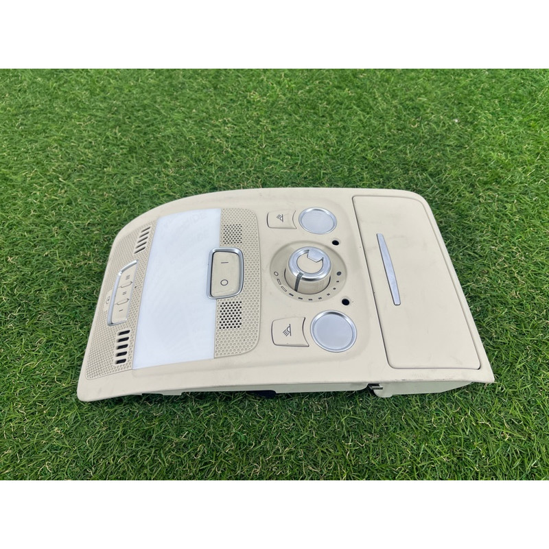 Плафон салона (салон) AUDI A4 B8 2012 2.0 CAEB 8T0947140U57