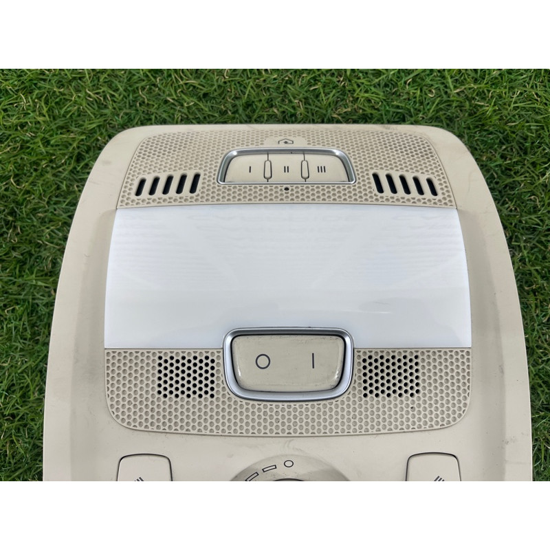 Плафон салона (салон) AUDI A4 B8 2012 2.0 CAEB 8T0947140U57