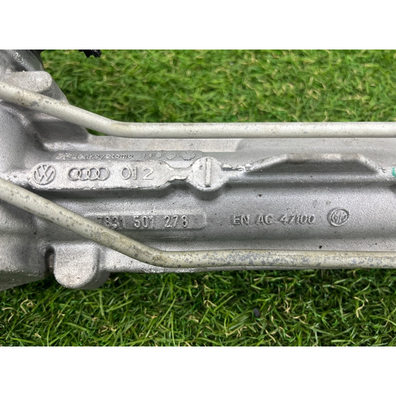 Рулевая рейка (рулевое управление) AUDI A4 B8 2012 2.0 CAEB 8T1422066B