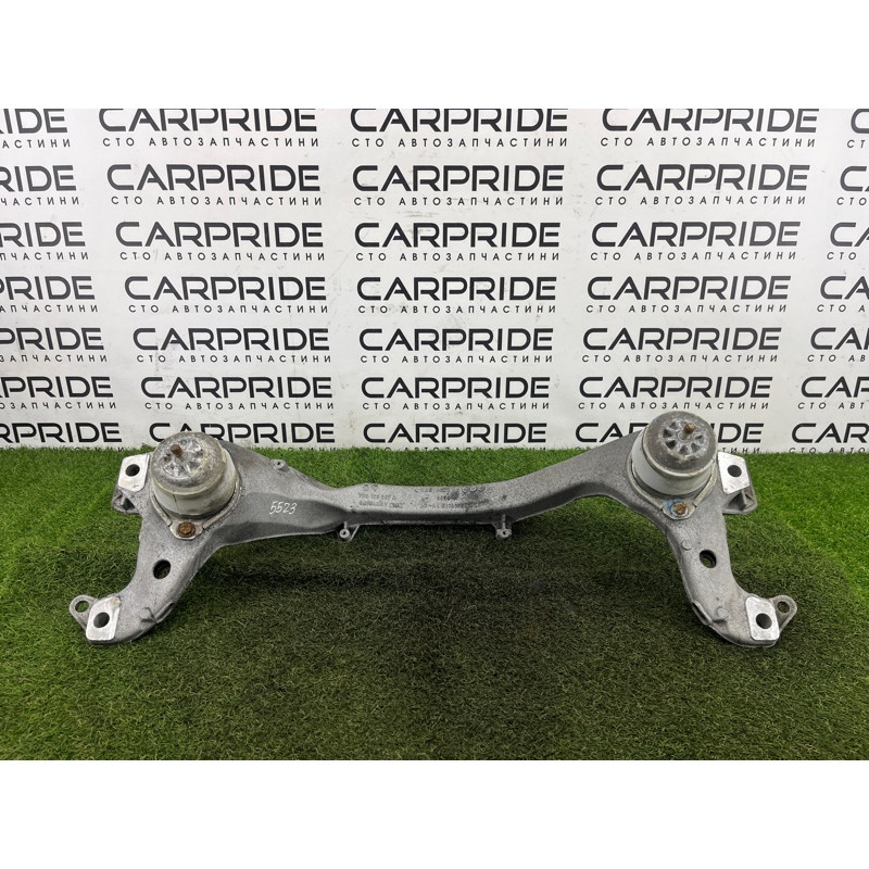 Кронштейн двигателя (кронштейны двигателя) Volkswagen Touareg NF 2012 3.6 CGRA 7P0199207A