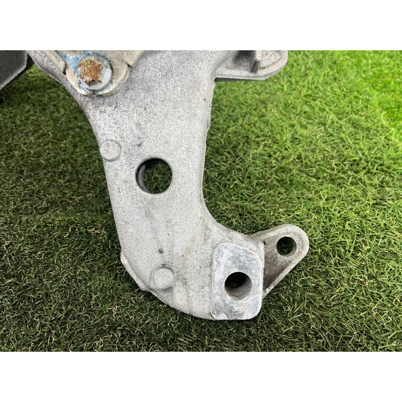 Кронштейн двигателя (кронштейны двигателя) Volkswagen Touareg NF 2012 3.6 CGRA 7P0199207A