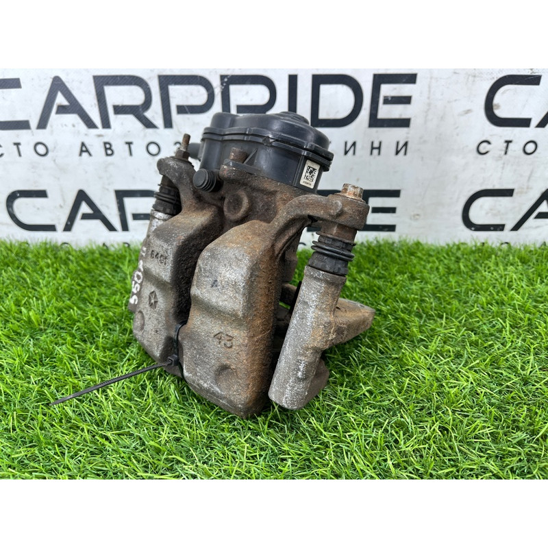 Суппорт тормозной (тормозная система) Jeep Cherokee KL 68225313AA