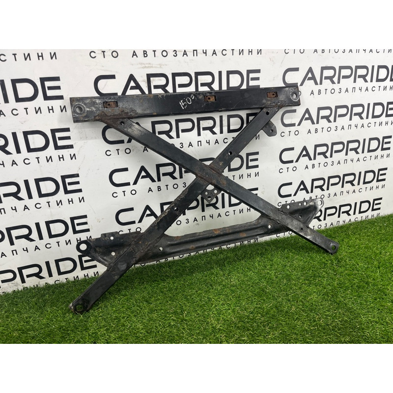 Распорка переднего подрамника (подвеска) AUDI A4 B8 2012 2.0 CAEB 8T1399345J
