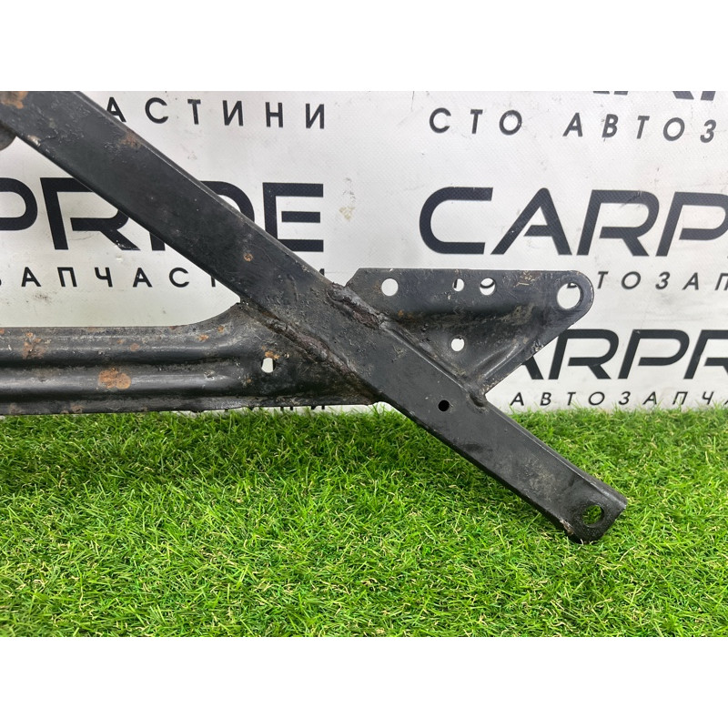 Распорка переднего подрамника (подвеска) AUDI A4 B8 2012 2.0 CAEB 8T1399345J