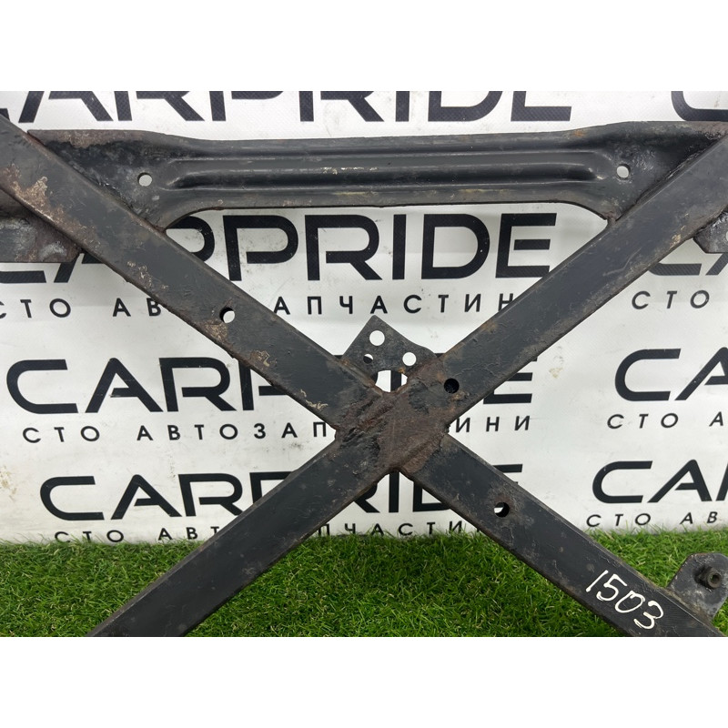 Распорка переднего подрамника (подвеска) AUDI A4 B8 2012 2.0 CAEB 8T1399345J