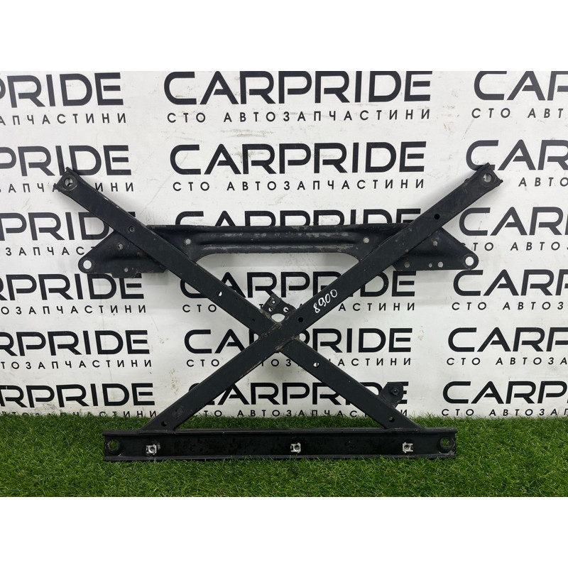 Распорка переднего подрамника (подвеска) AUDI A4 B8 2012 2.0 CAEB 8T1399345J