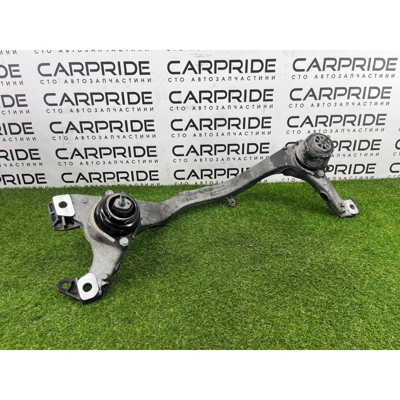 Кронштейн двигателя (кронштейны двигателя) AUDI Q7 4L 2011 3.0 CATA 7P0199207