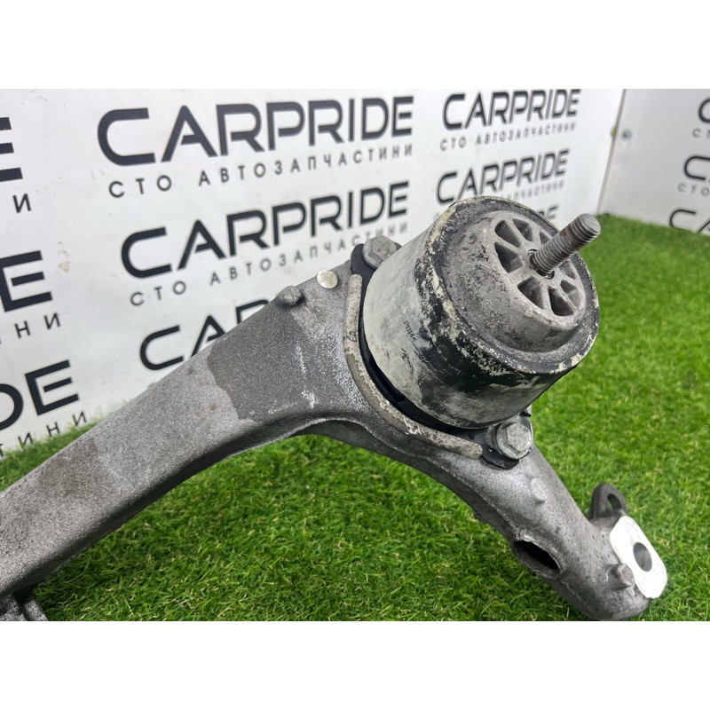 Кронштейн двигателя (кронштейны двигателя) AUDI Q7 4L 2011 3.0 CATA 7P0199207