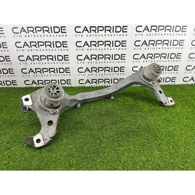 Кронштейн двигателя (кронштейны двигателя) Volkswagen Touareg NF 2013 3.6 7P0199207A