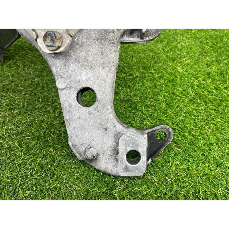 Кронштейн двигателя (кронштейны двигателя) Volkswagen Touareg NF 2013 3.6 7P0199207A