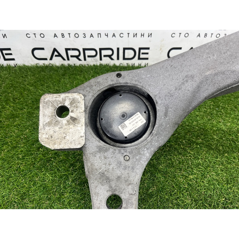 Кронштейн двигателя (кронштейны двигателя) Volkswagen Touareg NF 2013 3.6 7P0199207A