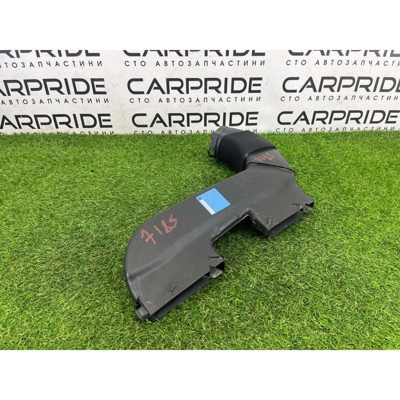 Повітрозабірник (подача палива) BMW 3-series E93 2008 3.0 N54 13717541737