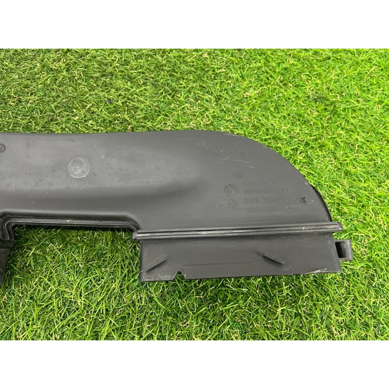 Повітрозабірник (подача палива) BMW 3-series E93 2008 3.0 N54 13717541737