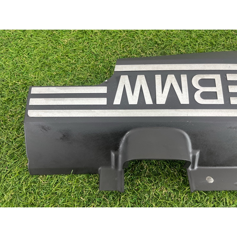 Декоративная крышка двигателя (двигатель и элементы) BMW X5 E70 2009 4.8 N62N 11127524708