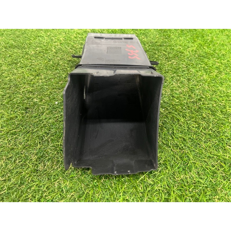 Воздуховод тормозов (кузов и элементы) BMW 7-series F02 2011 4.4 N63 51747184155