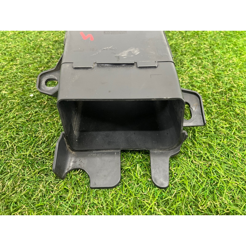 Воздуховод тормозов (кузов и элементы) BMW 7-series F02 2011 4.4 N63 51747184155