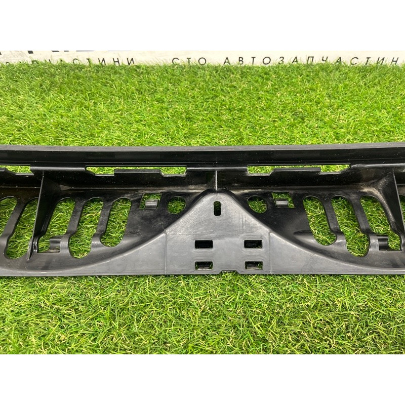 Крепление бампера (кузов и элементы) BMW 7-series F02 2011 4.4 N63 51127183883