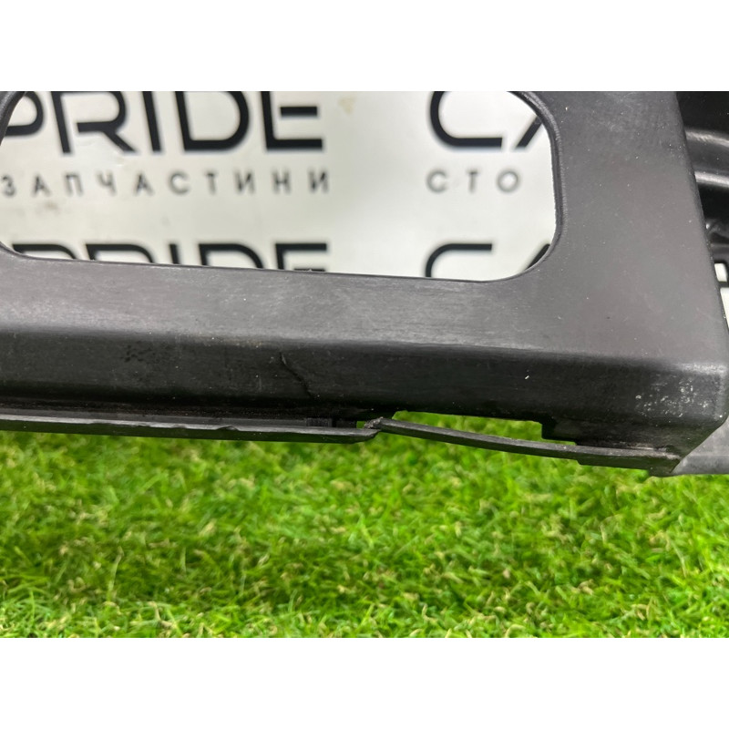 Крепление бампера (кузов и элементы) BMW 7-series F02 2011 4.4 N63 51127186826