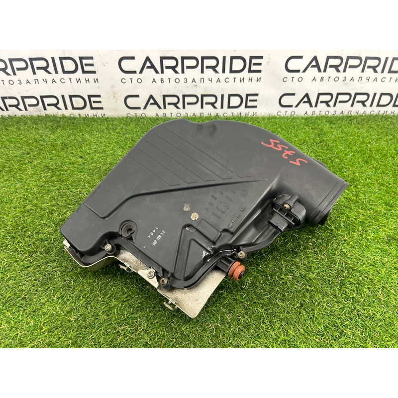 Корпус воздушного фильтра (впускная система) BMW 7-series F02 2011 4.4 N63 13717577464