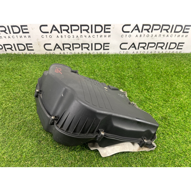 Корпус воздушного фильтра (впускная система) BMW 7-series F02 2011 4.4 N63 13717577464