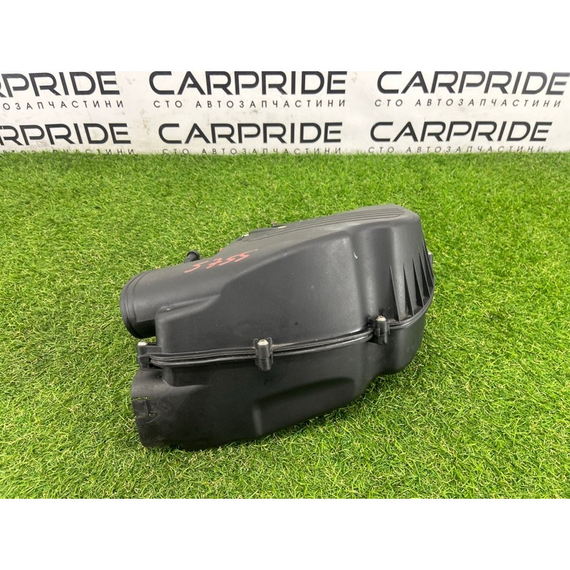 Корпус воздушного фильтра (впускная система) BMW 7-series F02 2011 4.4 N63 13717577464