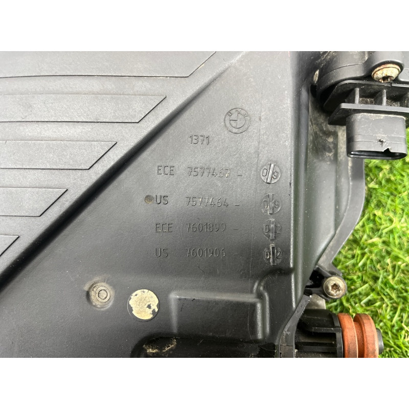 Корпус воздушного фильтра (впускная система) BMW 7-series F02 2011 4.4 N63 13717577464