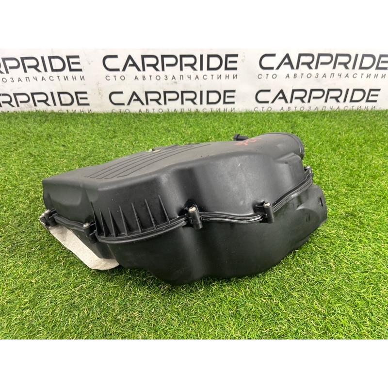 Корпус воздушного фильтра (впускная система) BMW 7-series F02 2011 4.4 N63 13717577463