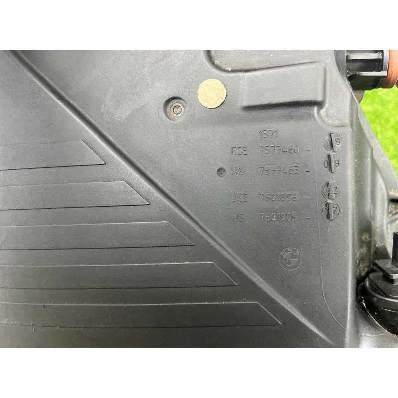 Корпус воздушного фильтра (впускная система) BMW 7-series F02 2011 4.4 N63 13717577463