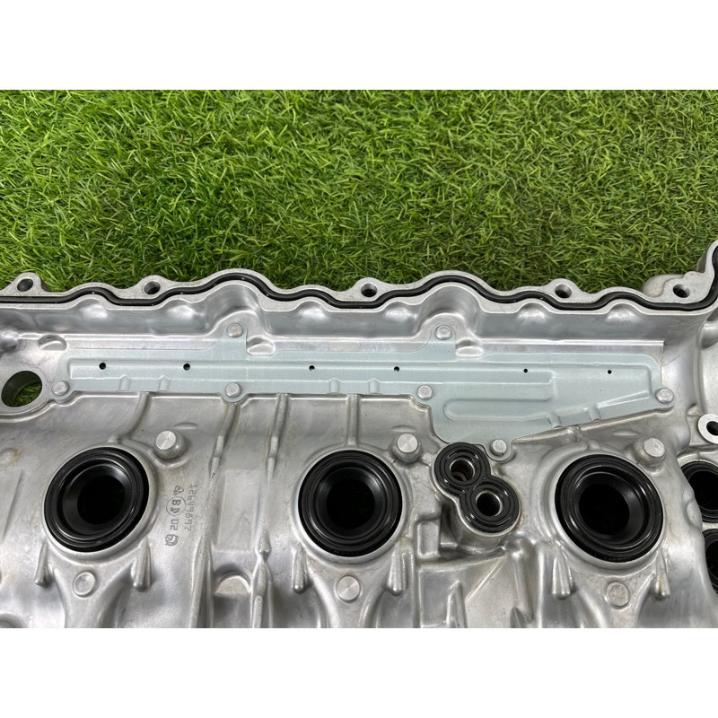 Крышка клапанов (двигатель и элементы) Cadillac Xt5 1 2016 3.6 12714147