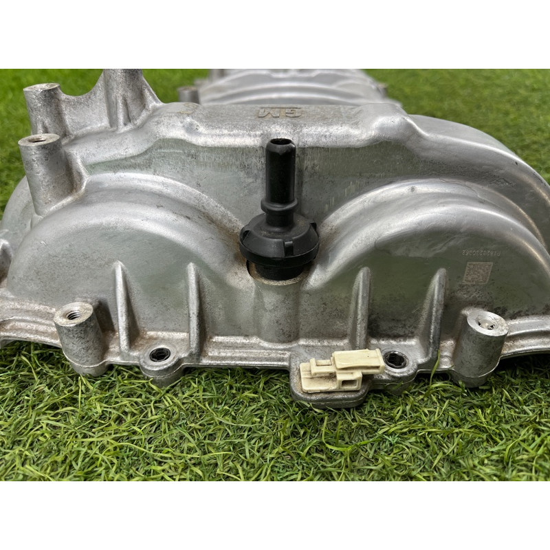 Крышка клапанов (двигатель и элементы) Cadillac Xt5 1 2016 3.6 12714148