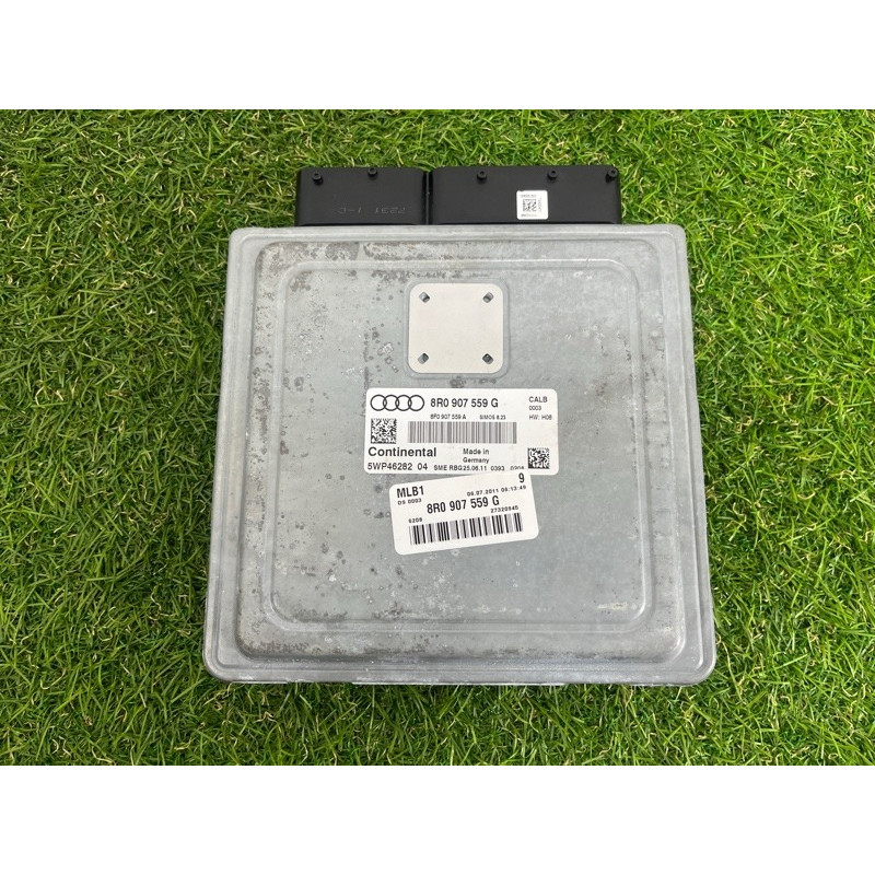 Блок управления двигателем (электрика / блок управления) AUDI Q5 8R 2012 3.2 CALB 8R0907559G