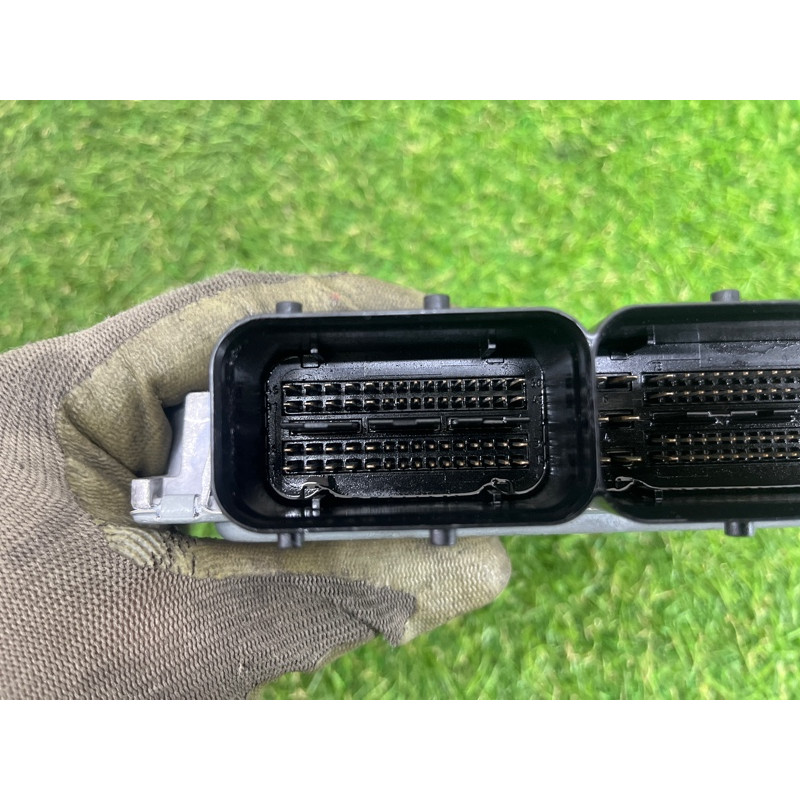 Блок управления двигателем (электрика / блок управления) AUDI Q5 8R 2012 3.2 CALB 8R0907559G