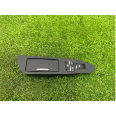 Кнопка стеклоподъемника