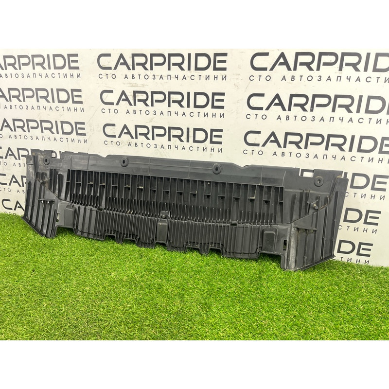 Защита бампера (кузов и элементы) AUDI A4 B8 2012 2.0 CAEB 8K0807233B