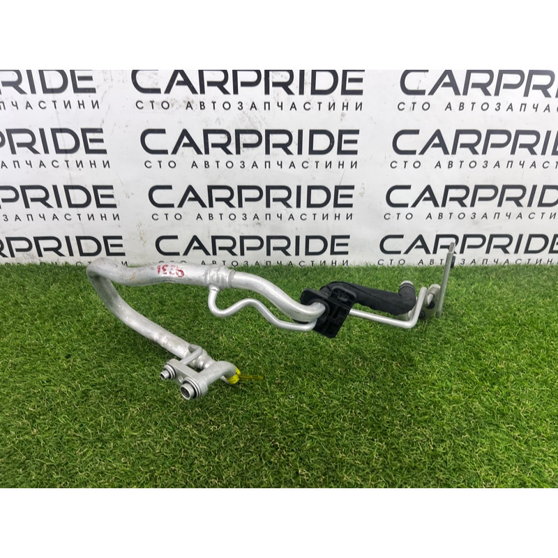 Трубка кондиционера (отопление и кондиционирование) Jeep Grand Cherokee WK2 2020 3.6 68217214AD