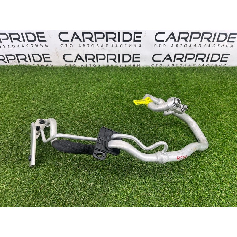 Трубка кондиционера (отопление и кондиционирование) Jeep Grand Cherokee WK2 2020 3.6 68217214AD