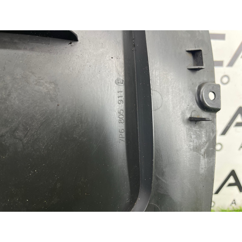 Подкрылок (кузов и элементы) Volkswagen Touareg NF 2013 3.6 7P6805911E9B9