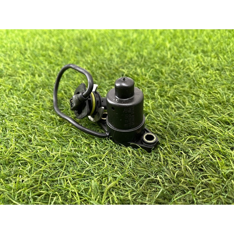 Датчик уровня масла (электрика двигателя) Cadillac Xt5 1 2016 3.6 12696433