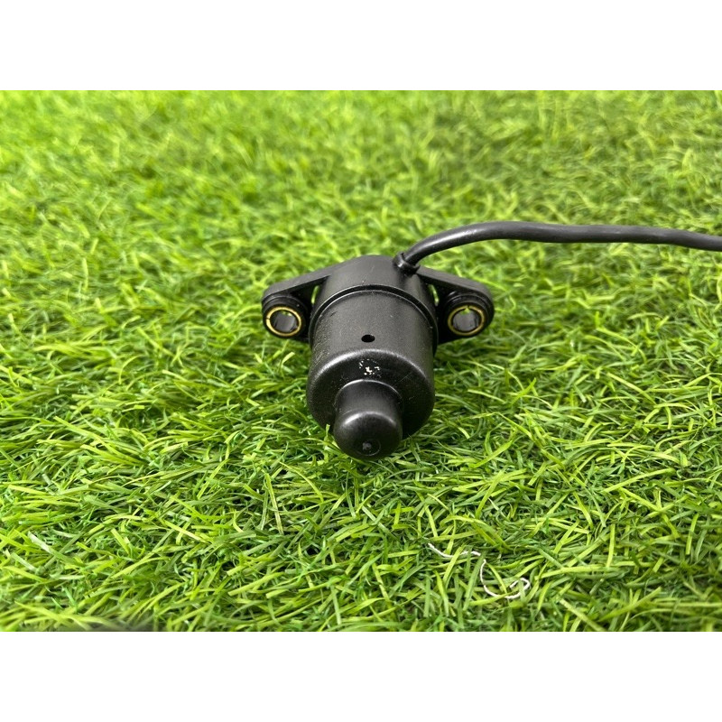 Датчик уровня масла (электрика двигателя) Cadillac Xt5 1 2016 3.6 12696433