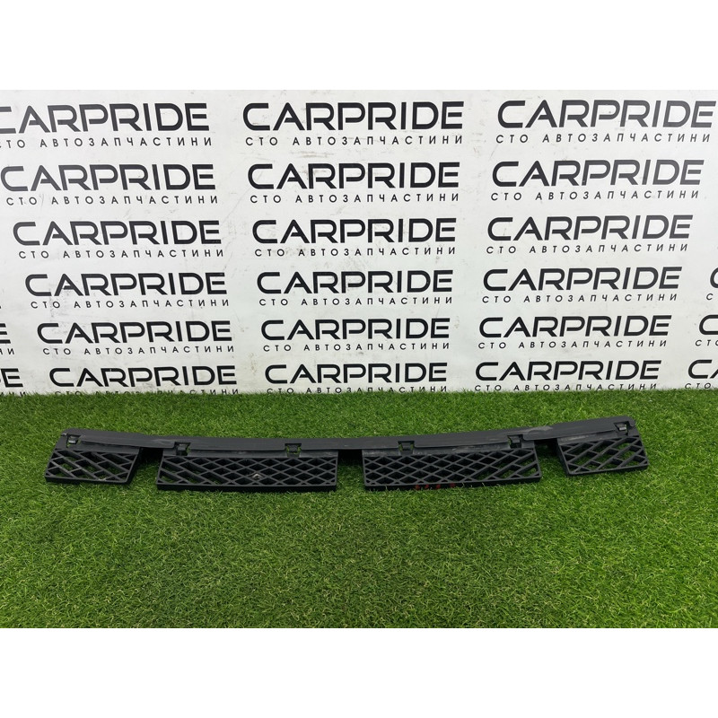 Крепление бампера (кузов и элементы) Volkswagen Touareg NF 2011 3.0 TDI 7P6807863