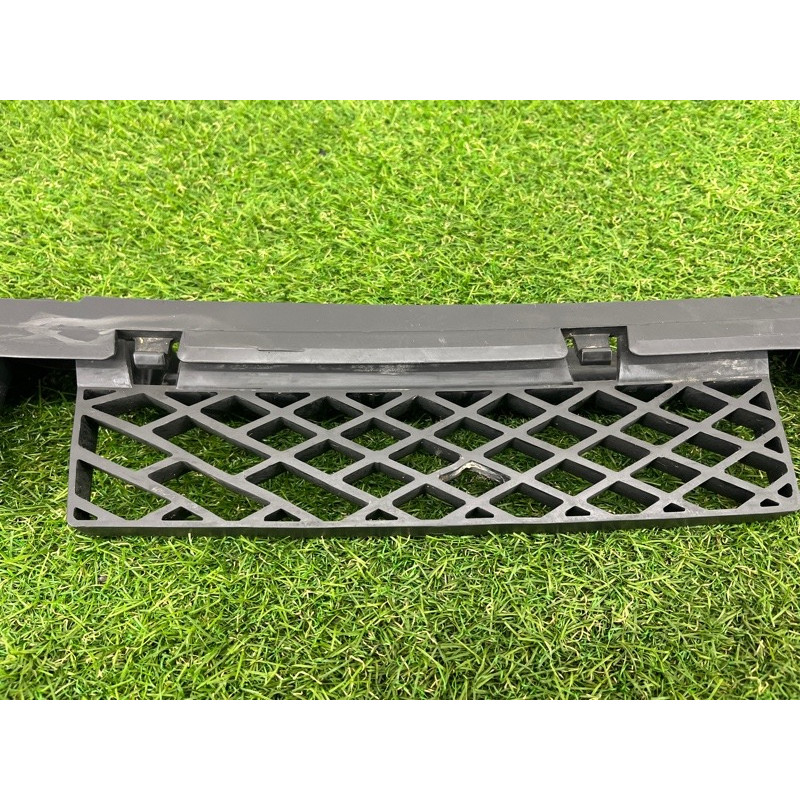 Крепление бампера (кузов и элементы) Volkswagen Touareg NF 2011 3.0 TDI 7P6807863