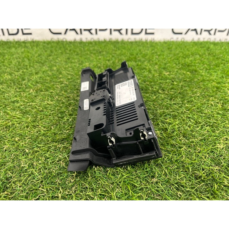 Блок управления климат-контролем (электрика / блок управления) AUDI Q5 8R 2012 3.2 CALB 8T1820043AKXZF